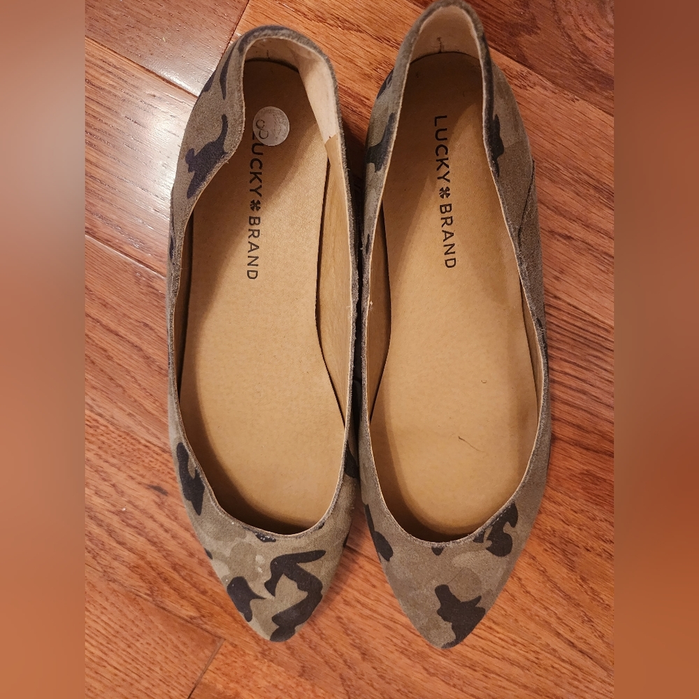 Lucky Brand Camouflage Zebra Print Women's Flat Shoes Size 8.5